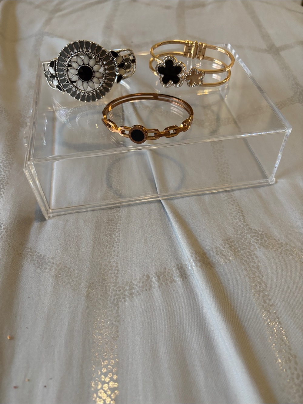 Gold and Black Stone Bangle Bracelet - Women Accessories